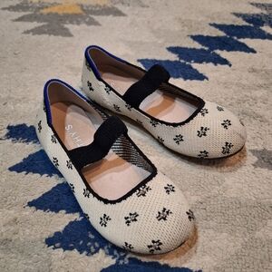 Rothy's Kids Shoes in Cream and Black